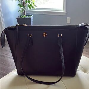 Tory Burch Black Leather Tote Spacious Design